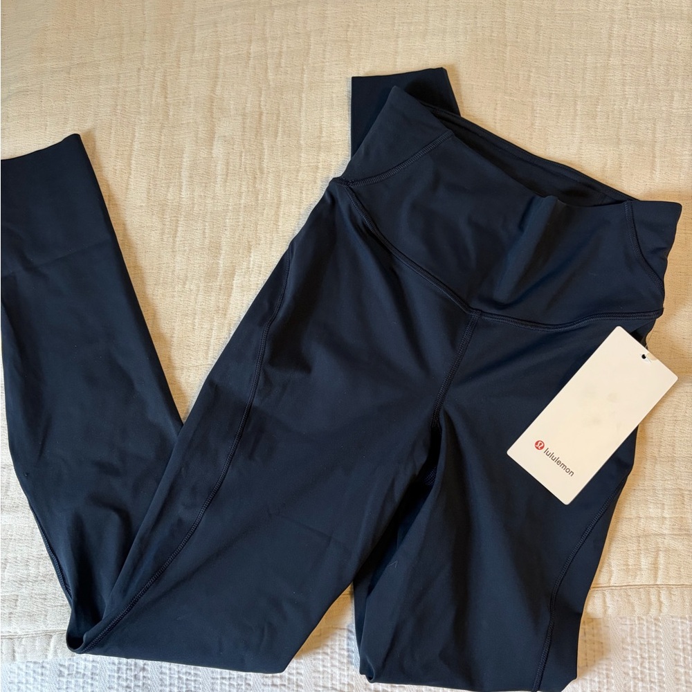 NWT Lulu🍋 Base Pace HR Tight 28" - Navy Blue